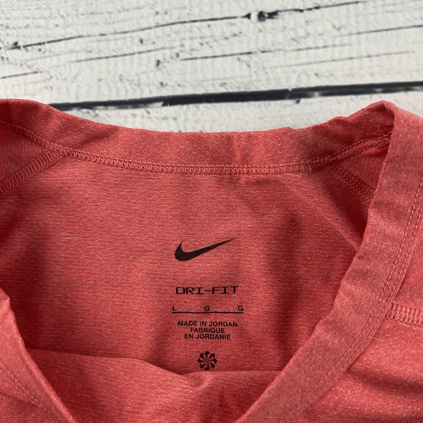 Nike Dri-Fit Athletic Short Sleeve T Shirt Men's Large Salmon Pink gallery