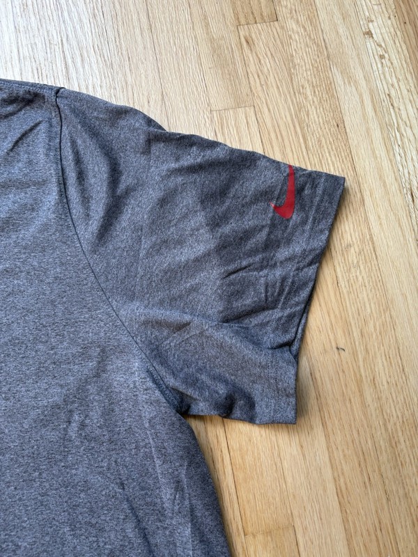 Nike Men’s Size XXL Gray Dri-Fit NFL New York GIANTS Shirt Activewear Top gallery