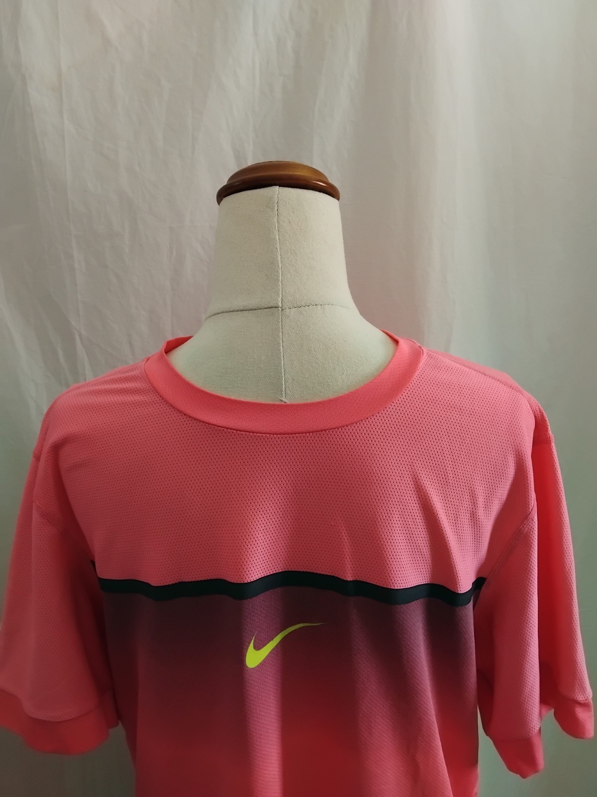 Nadal 2015 Australian Open Nike Pink Tennis Shirt Large gallery