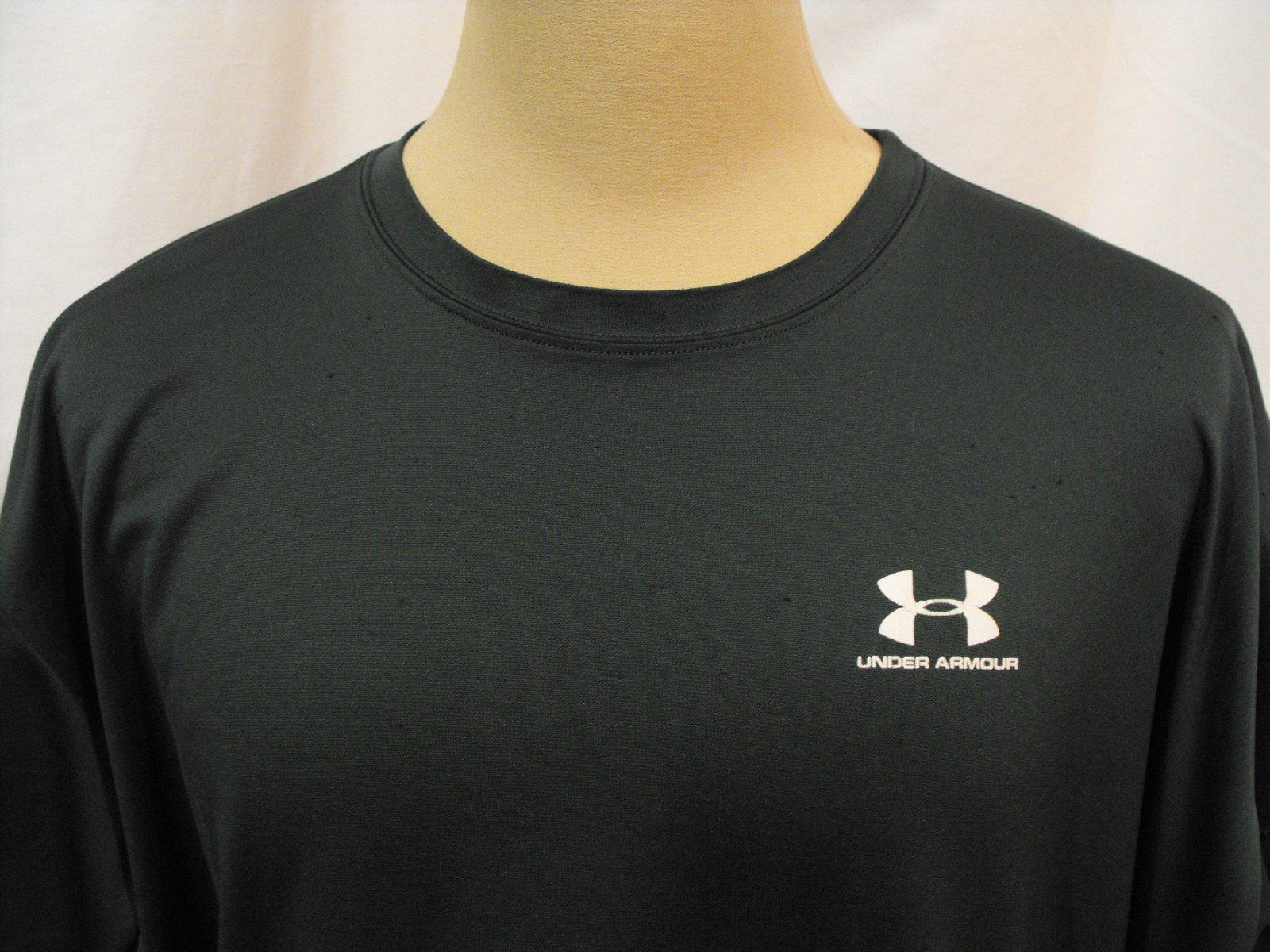 Under Armour Dark Green Performance T Shirt - Men's XXL 2XL - Very Nice gallery