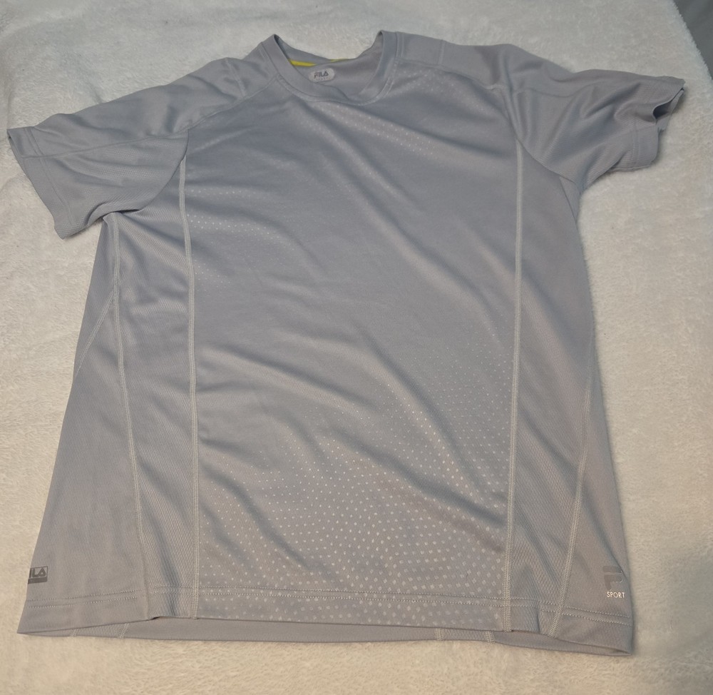 FILA Shirt Mens Medium Gray Sport Logo Tagless Stretch Jersey Athletic Tee Top