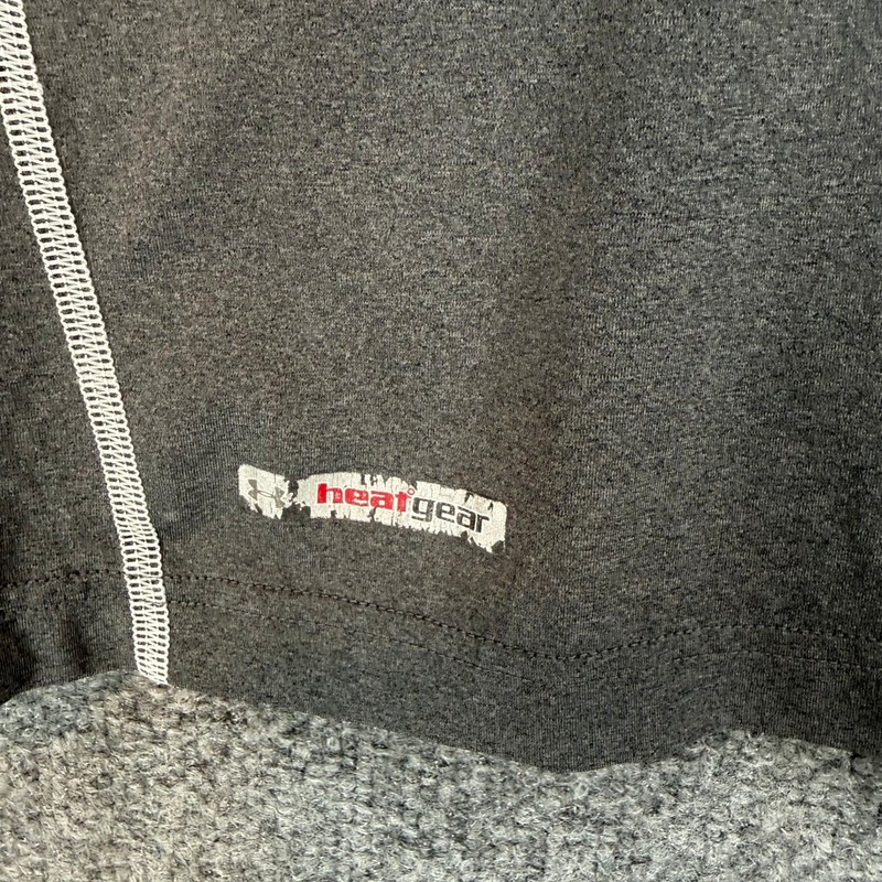 Under Armour Tshirt Mens Medium Gray HeatGear Fitted Contrast Stitch Gym Shirt gallery