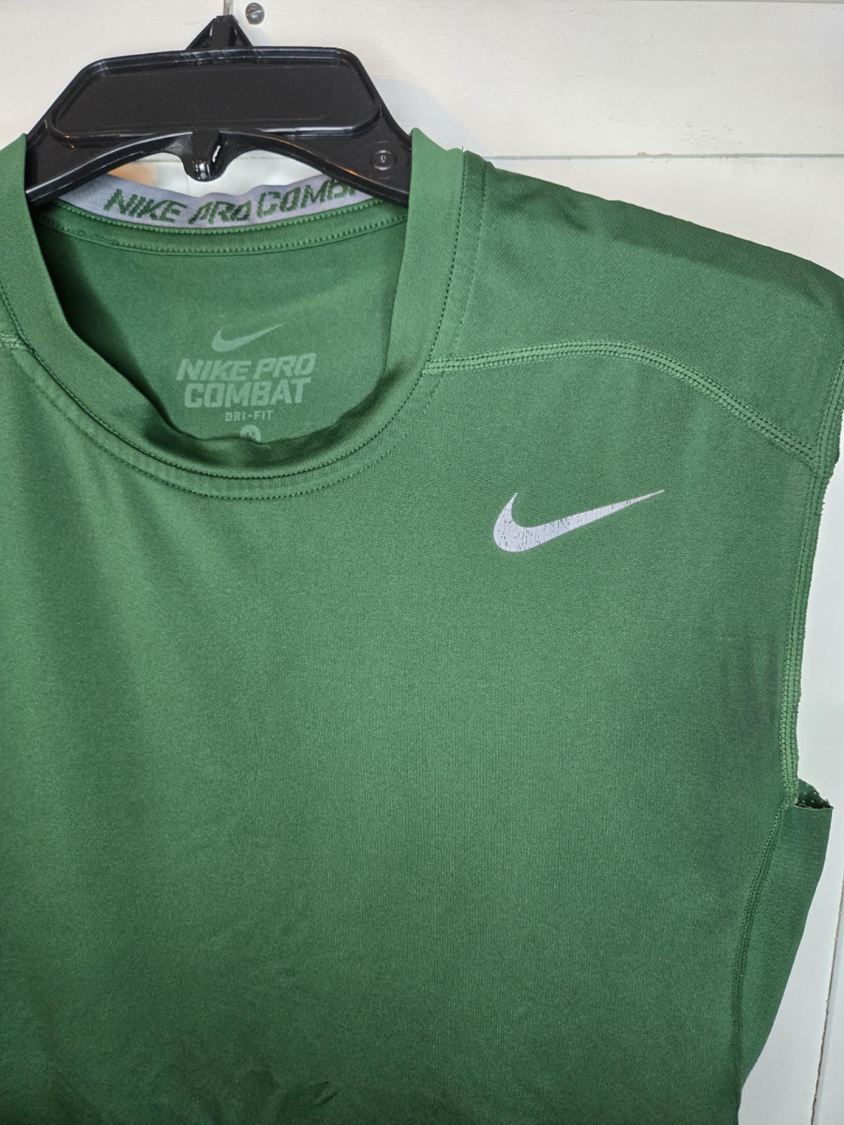 Nike Pro Combat Compression Shirt Mens M Green Sleeveless Cutoff Dri Fit Gym gallery