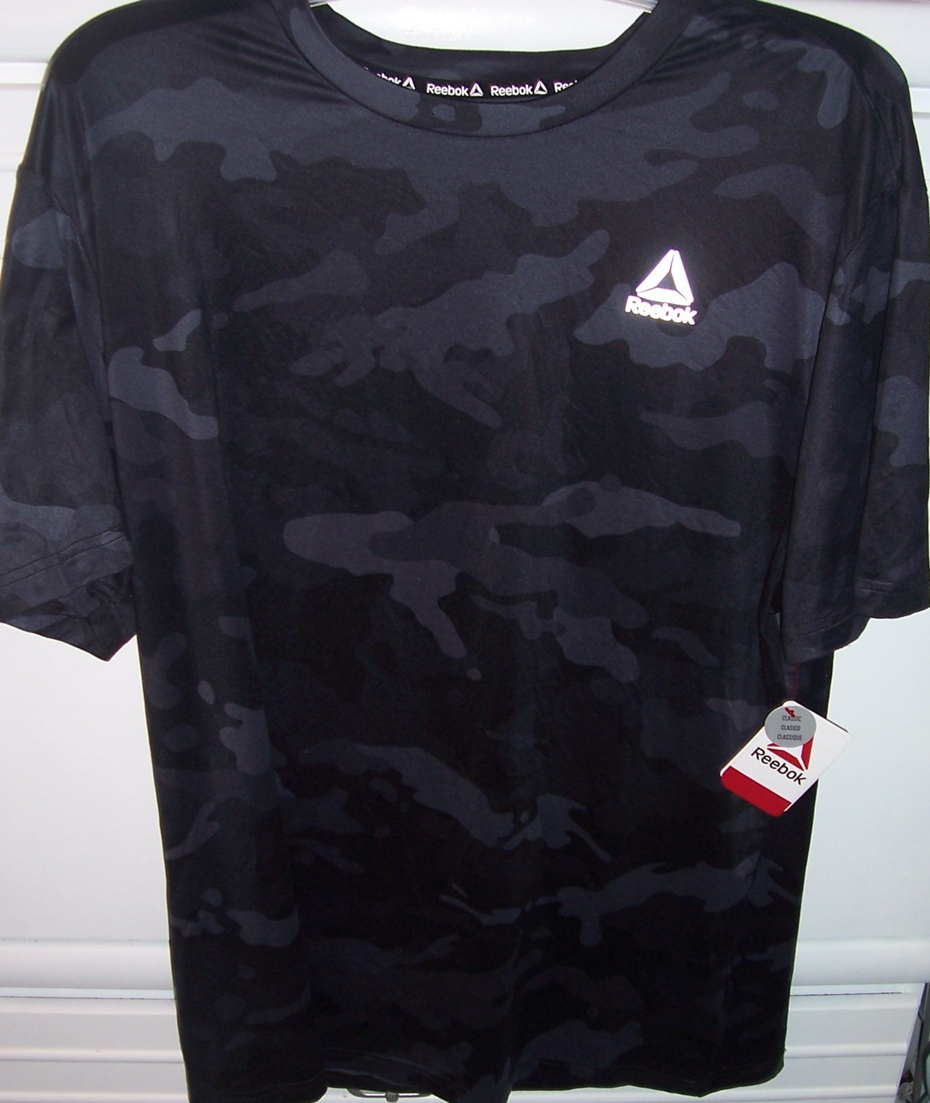 Reebok Men's Size Large Delta Core Black Camo Moisture Wicking T-Shirt NWT gallery
