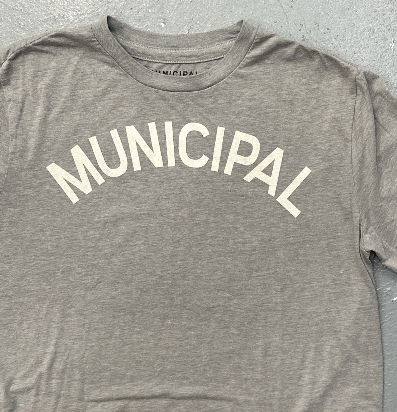 MUNICIPAL Origin T Shirt Mens Medium Super Tri Blend Gray Arch Short Sleeve gallery