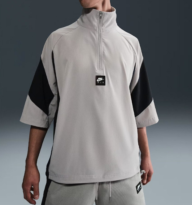 Nike Air Men’s Half-Sleeve Quarter-Zip Top HV0773-009 - Grey / Black gallery