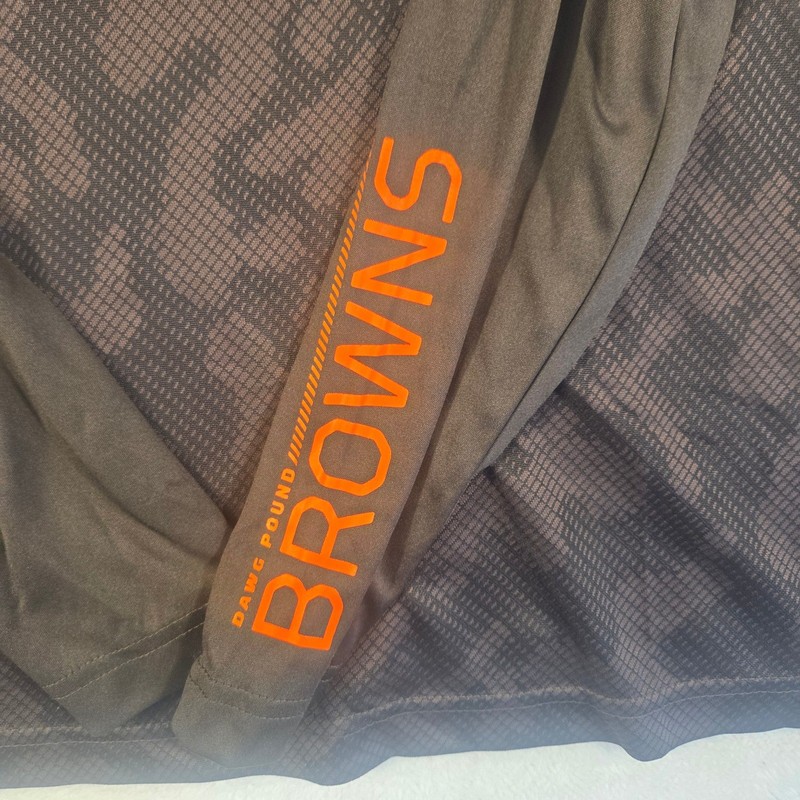 Cleveland Browns NFL Team Apparel Quarter Zip Long Sleeve Pullover Men's XL gallery