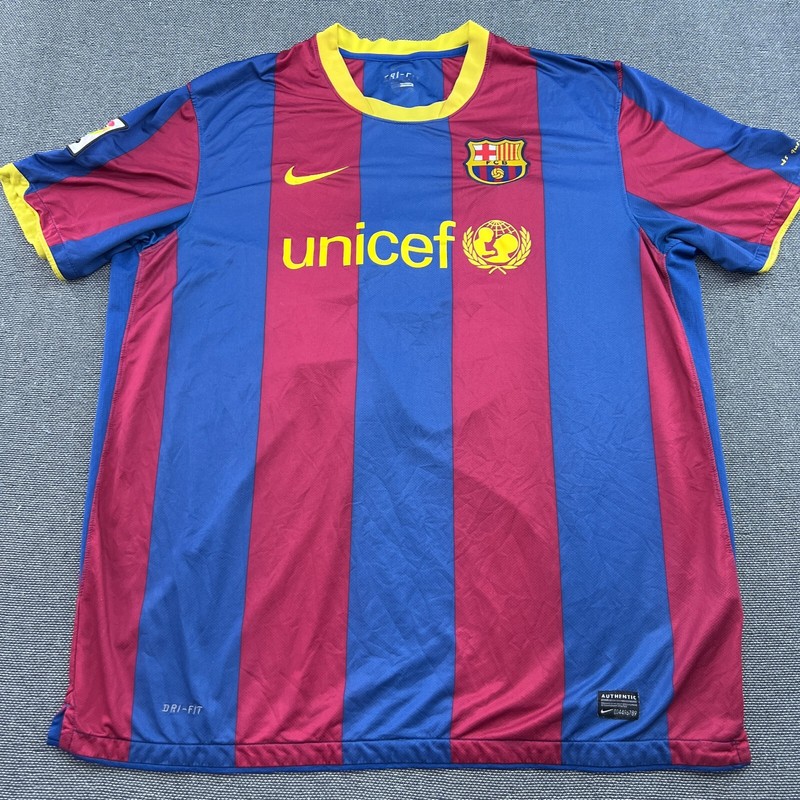 Barcelona Nike 2010-2011 Home Lionel Messi #10 Football Jersey Mens 2XL Football gallery