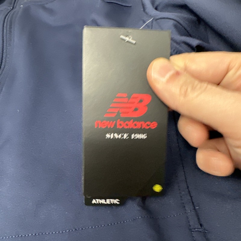 New Balance LW Solid Half Zip Size Young Medium gallery