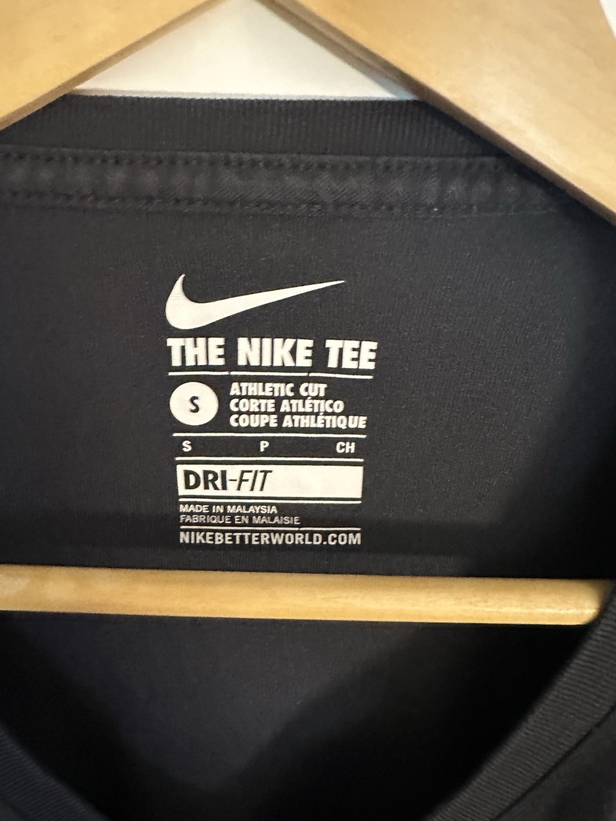 Nike The Nike Tee Dri Fit Size Small United We Stand Black Yellow Gray gallery