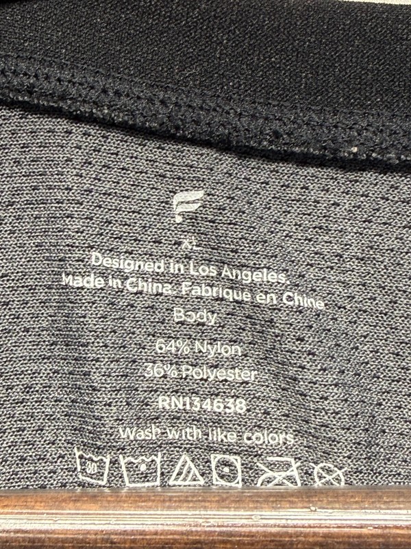Fabletics The Training Day T Shirt Mens XL Black Textured Nylon Raglan Sleeves gallery