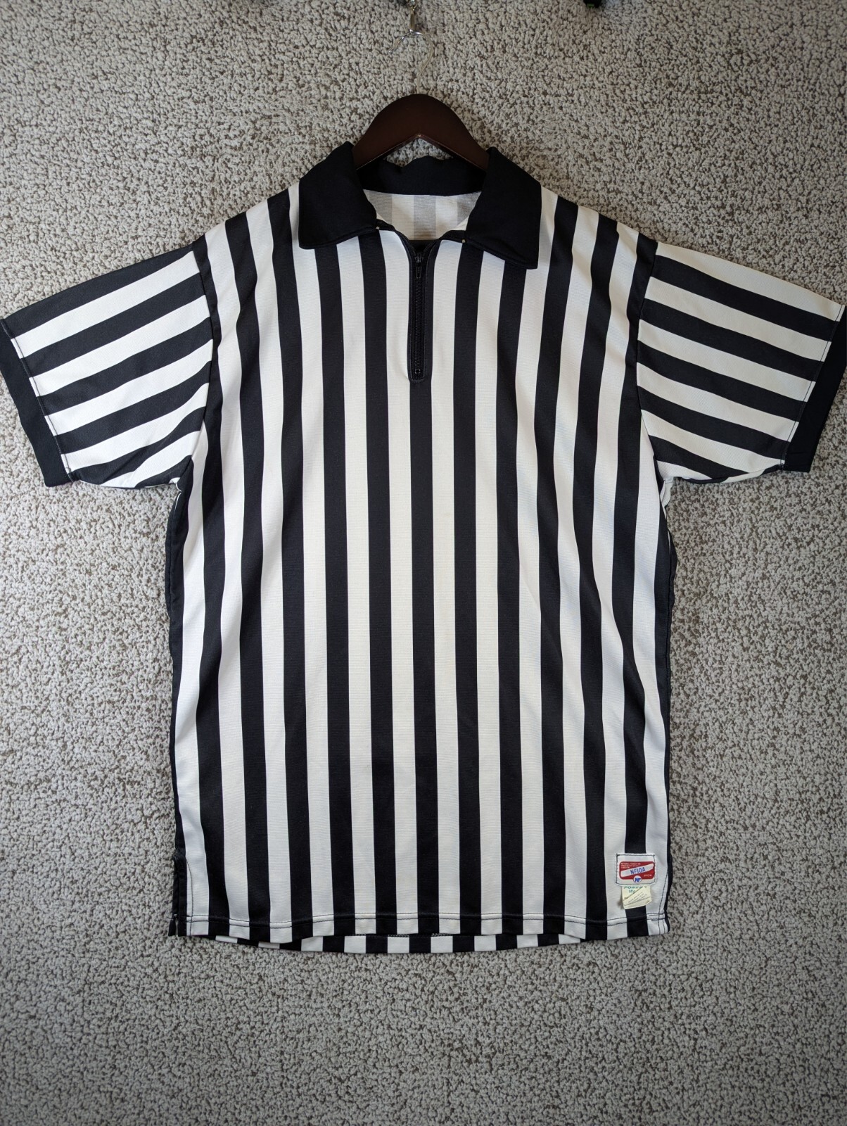 Powers MFG. Unisex Size XL Black and White Referee Short S/S Front Zip NFIOA gallery