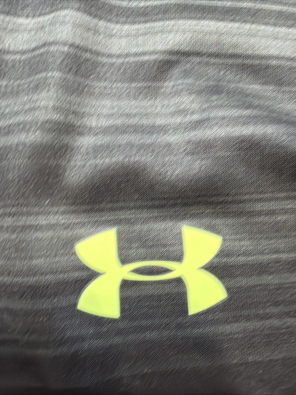 Under Armour 1/4 Zip Pullover Mens XL Black Green Gray Long Sleeve gallery