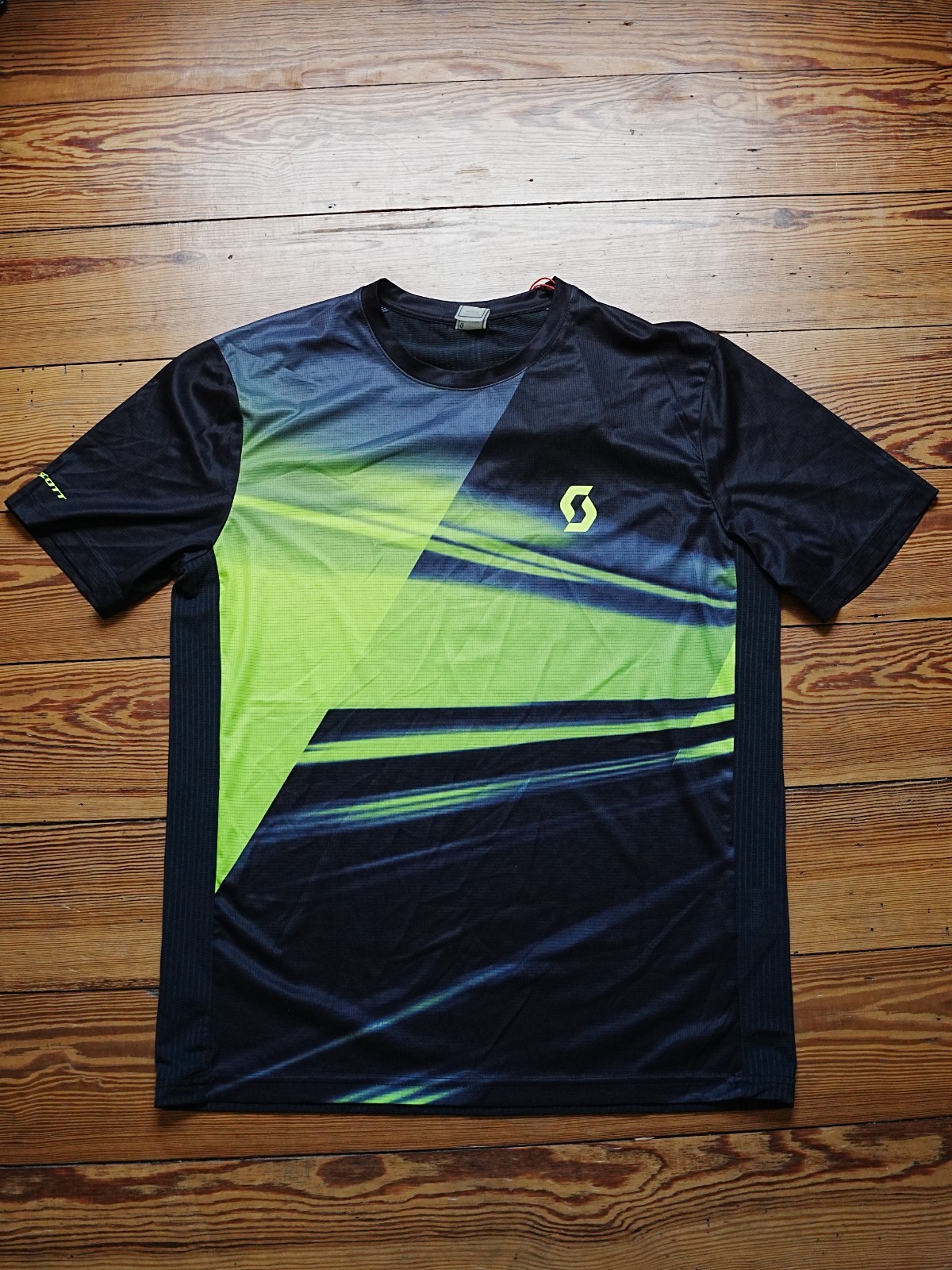 Mens Medium Scott RC running top black light weight Rare item gallery