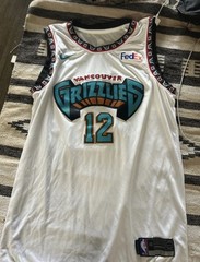 NIKE JA MORANT #12 MEMPHIS GRIZZLIES JERSEY Medium🔥🔥RARE🔥🔥