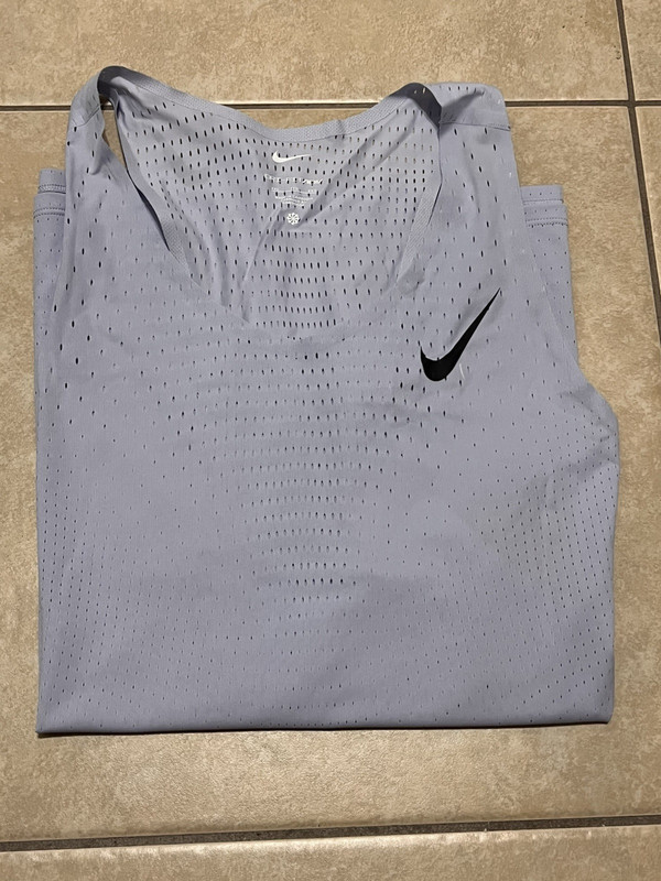 Nike Aeroswift Dri-Fit Beach Ghost Running Singlet Mens Sizes NEW* FN4231-057 gallery