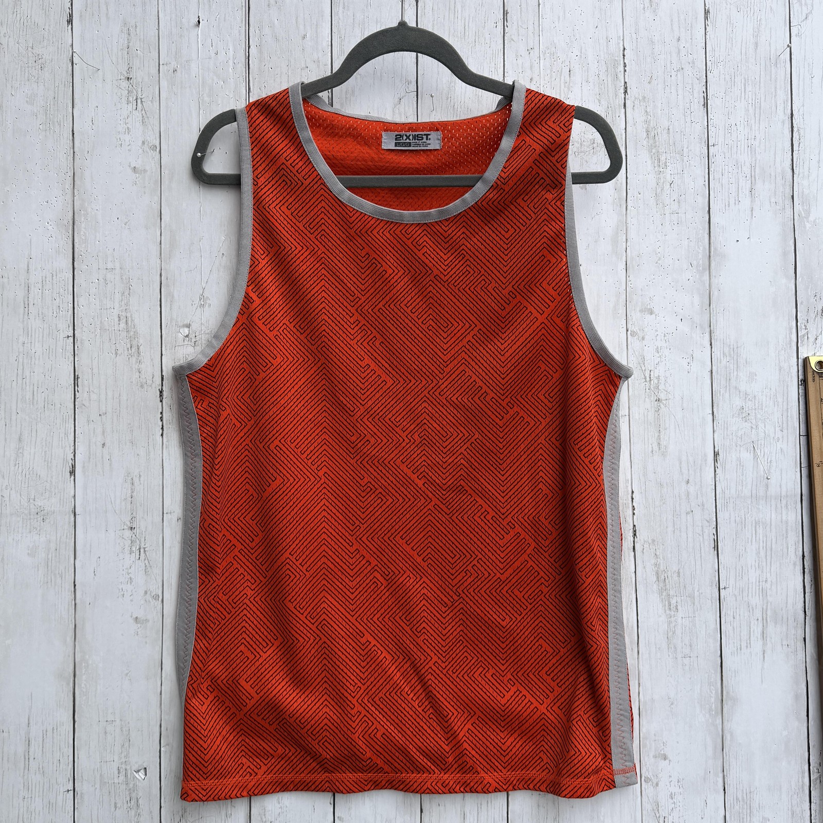 2(X)IST Tank Top Mens Large Orange Geometric Athletic Sleeveless Performance gallery