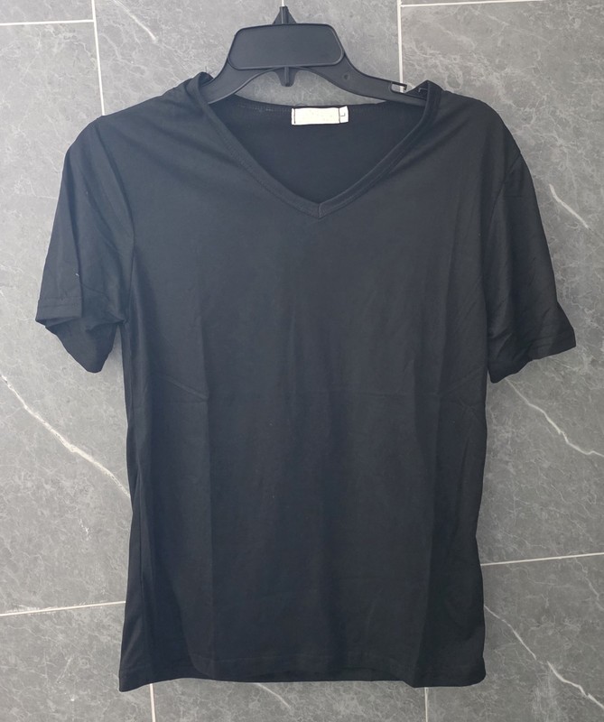NWOT Sports Short Sleeved V-Neck Basic T-Shirt-Soft Lightweight Fit Black Large gallery