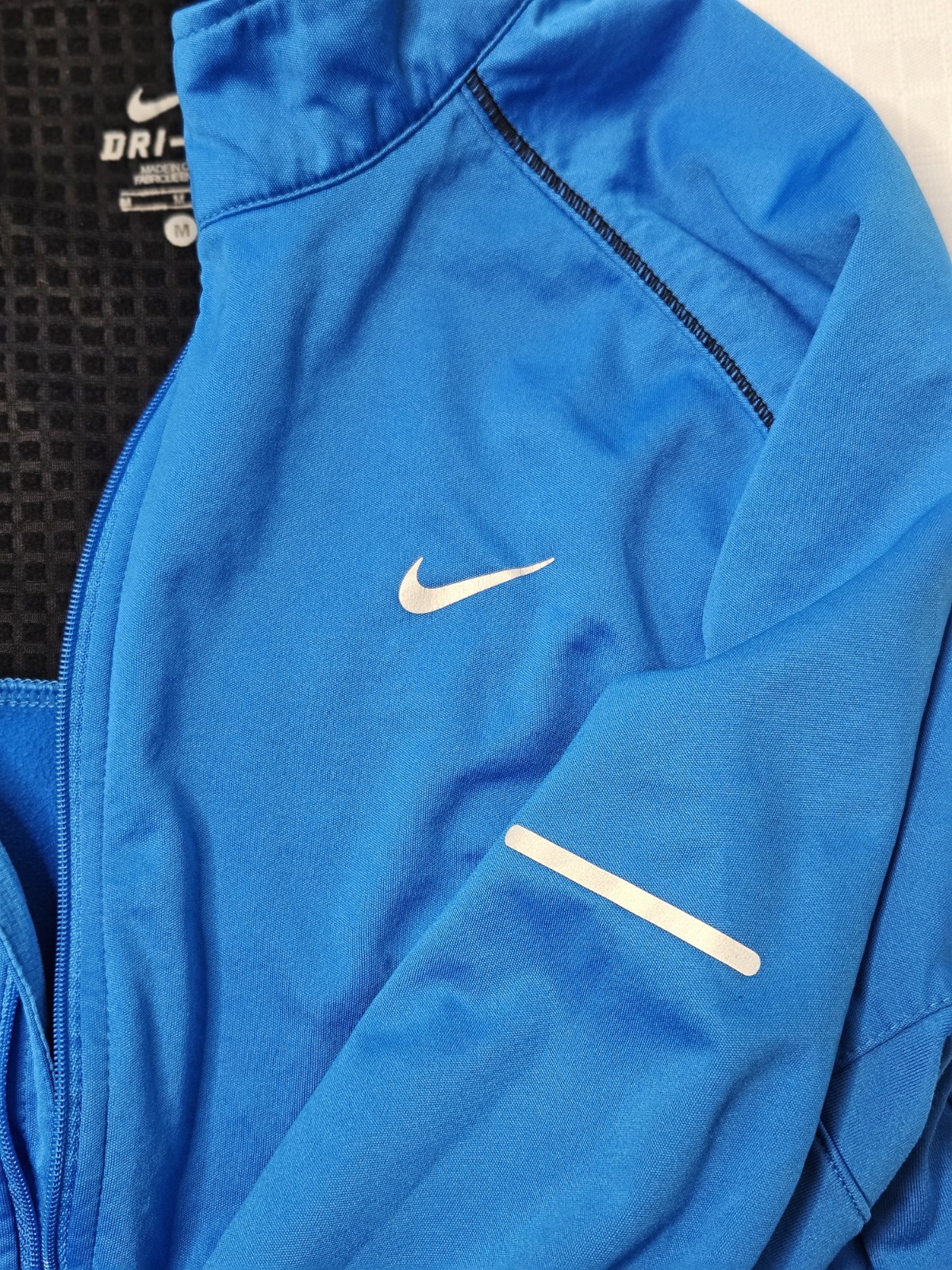 Nike Pullover Mens Medium Blue Dri-FIT Full Zip Running Jacket Reflective gallery
