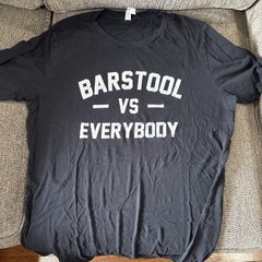Barstool Sports Canvas Shirt Mens L Black Barstool vs Everybody Pirate Dog Rare