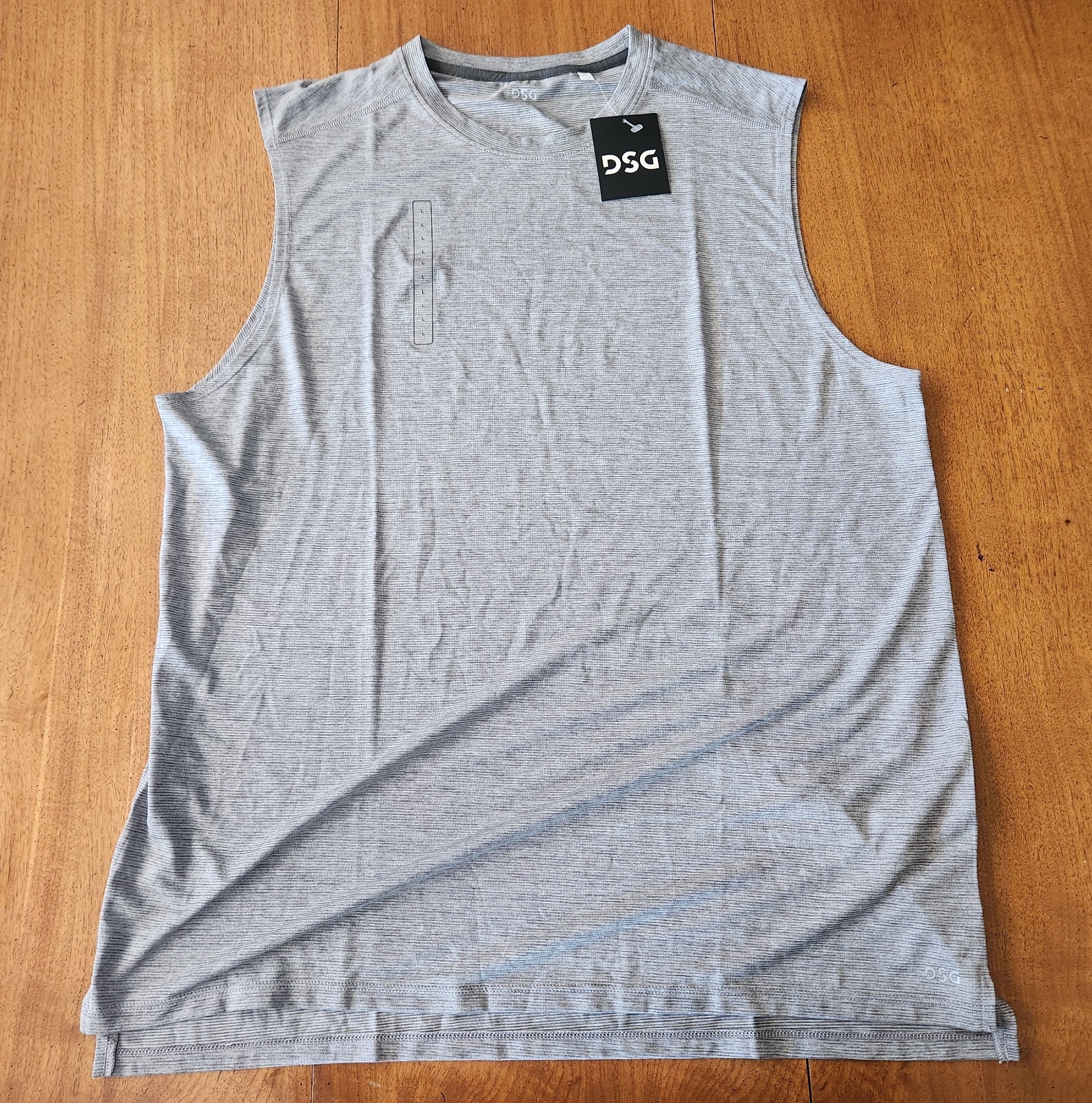 DSG Men’s Small Training Movement Muscle Tank Light Grey Heather NEW! gallery
