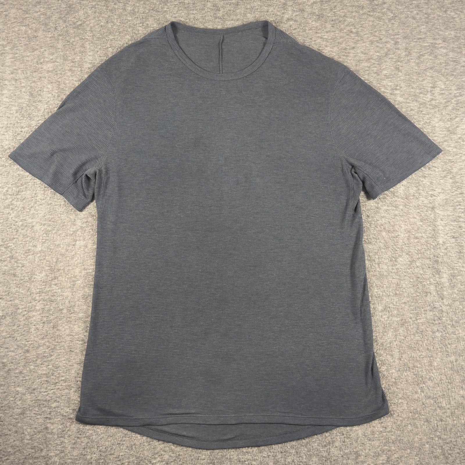 Lululemon Shirt Mens Extra Large Gray Waffle Short Sleeve Curved Hem Yoga Long gallery