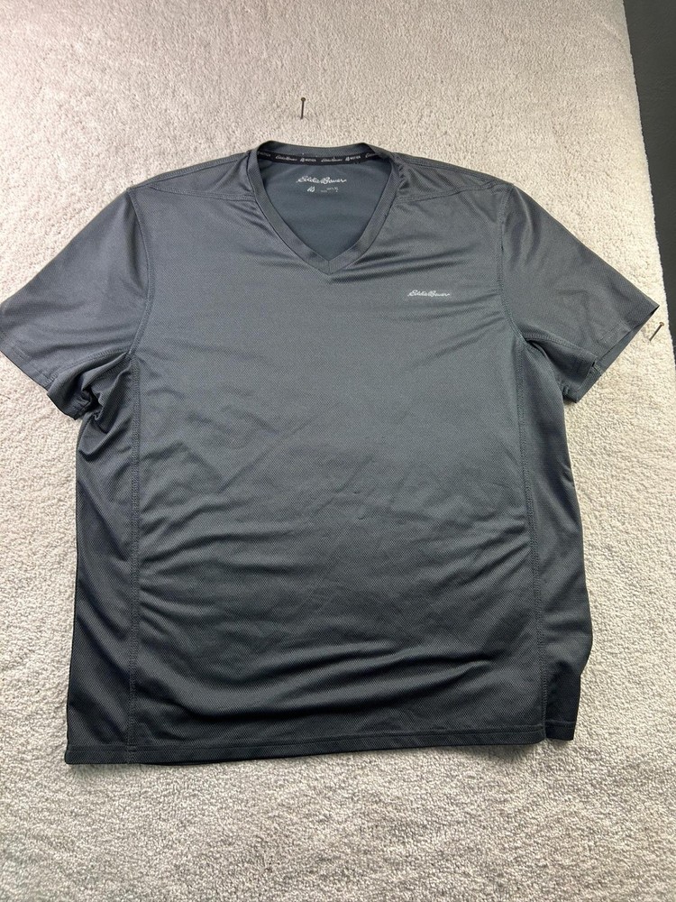 Eddie Bauer Shirt Mens XL Gray FreeDry Motion Athletic Performance V Neck Pocket