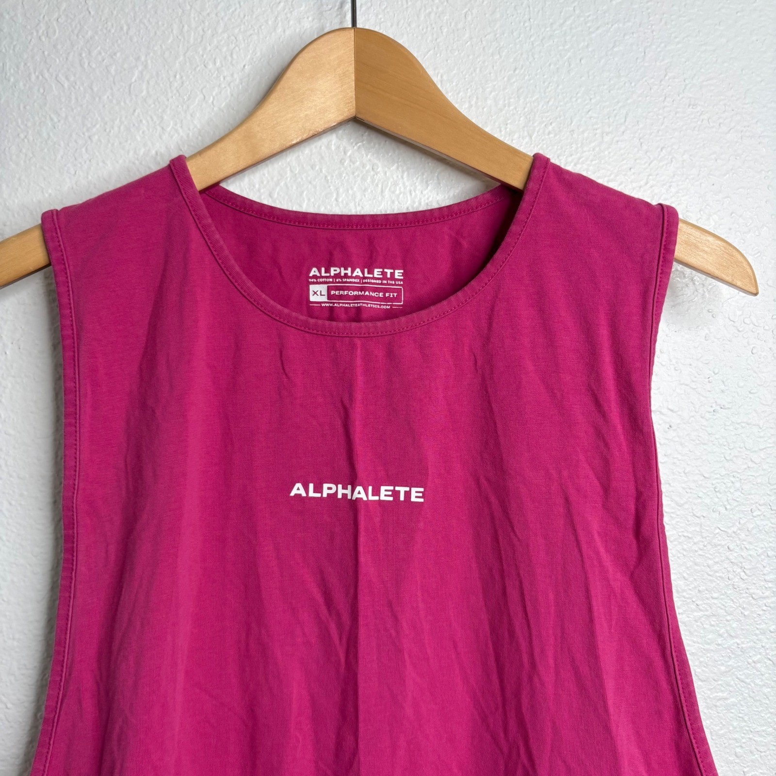 Alphalete Mens XL Performance Fit Cut-Off Tank Top Magenta Pink Sleeveless Gym gallery