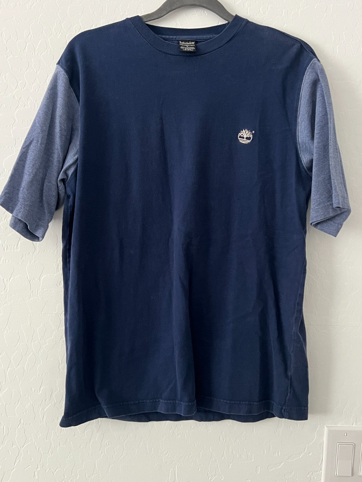 Timberland Performance T-Shirt Men’s Medium Blue Colorblock Short Sleeve Logo Te gallery