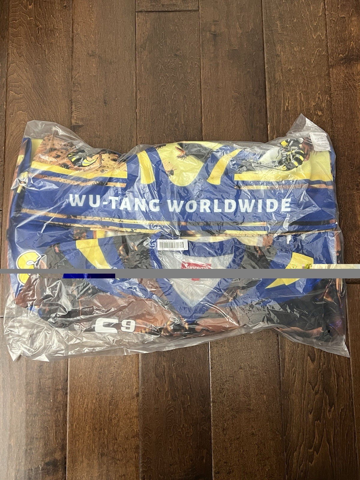 Supreme FW25 Wu Tang Clan Music Hockey Jeresy Multicolor Size Medium New IN HAND gallery