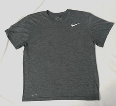 The Nike Tee Dri-Fit Men’s Active T-Shirt | Size: XL | Color Dark Grey Heather