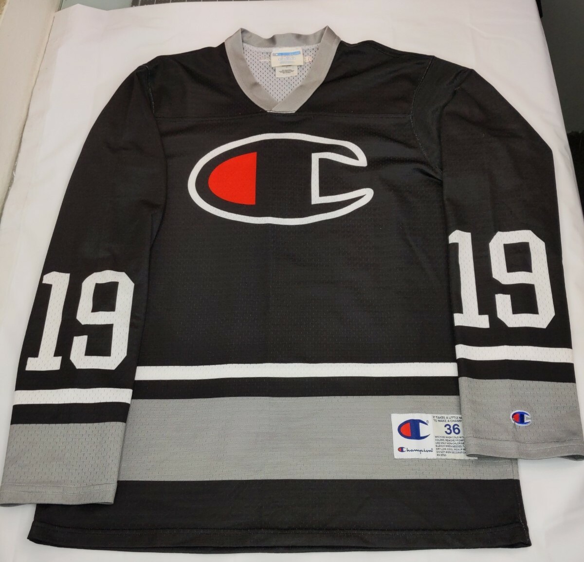 Vintage 90's CHAMPION #19 Lightweight Polyester Jersey Size Men's Small EUC! gallery