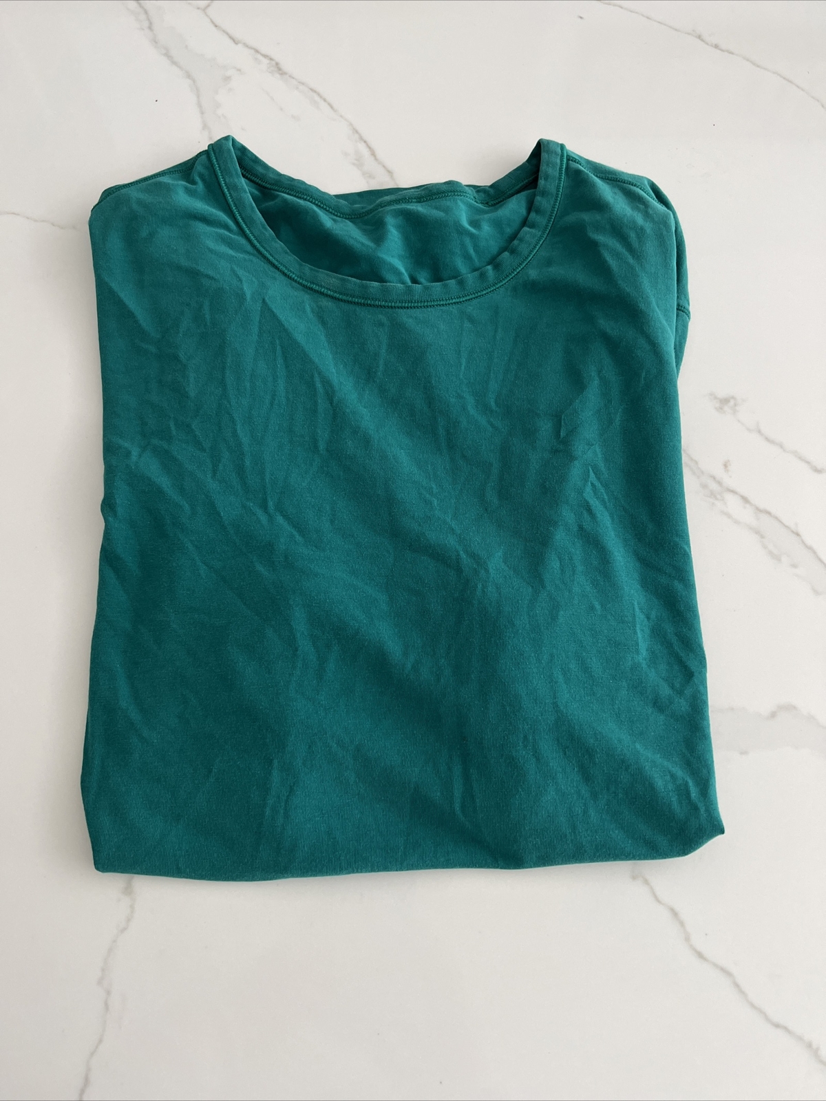Lululemon Mens M 5 Year Basic Tee Shirt Short Sleeve Green Solid gallery
