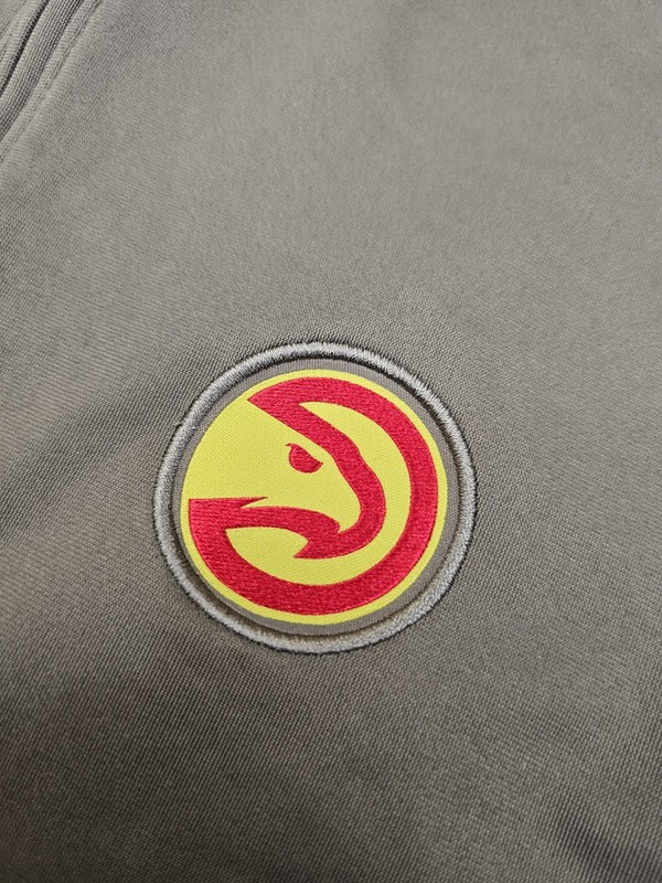 Nike 1/4 Zip Pullover Men's Medium Gray Atlanta Hawks Dri Fit NBA gallery