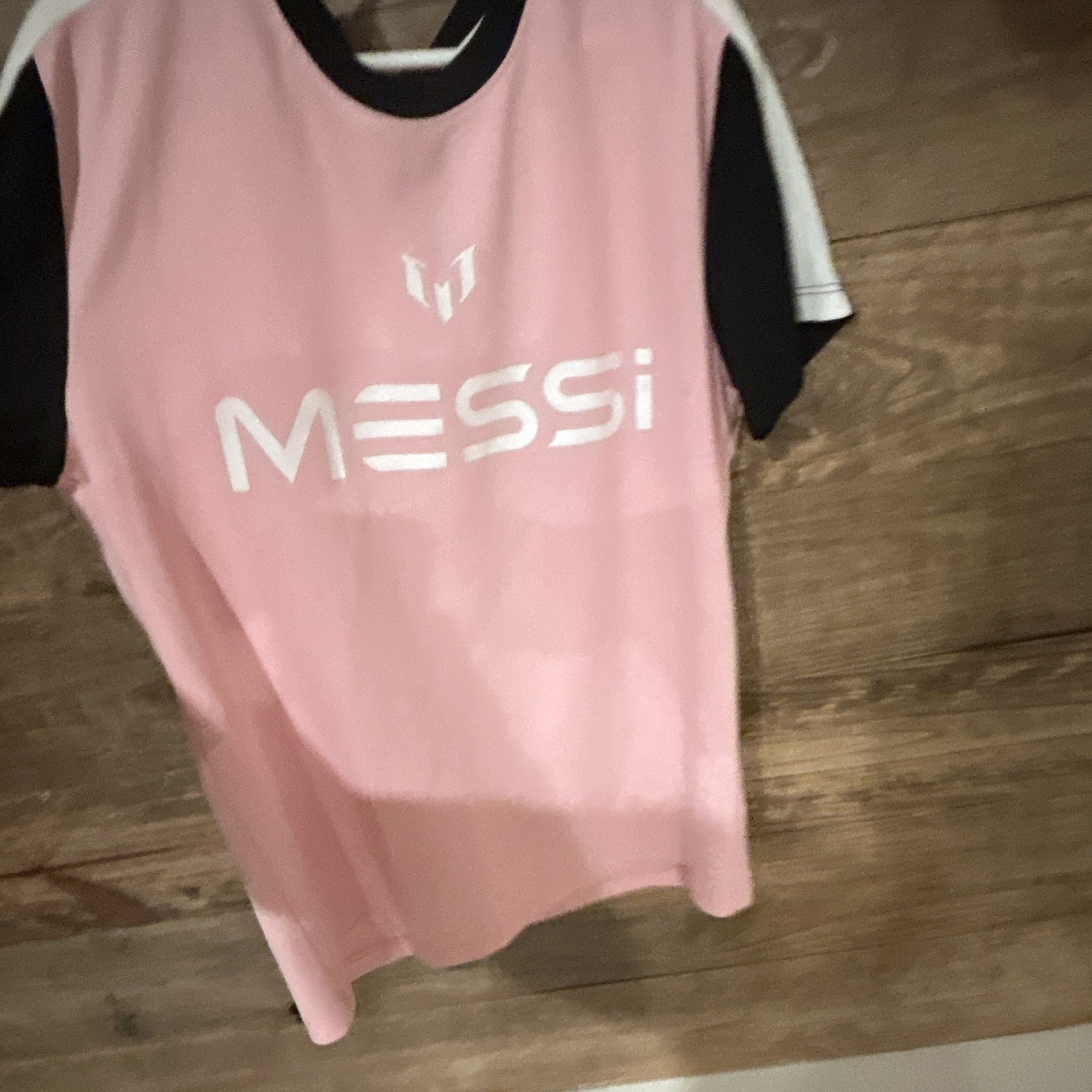 Men's Lionel Messi Graphic Print Soccer Jersey T-Shirt, Pink/Black, L gallery