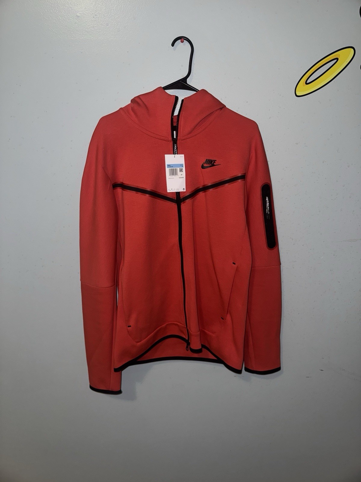 NEW!! Nike Tech Top & Bottom Brand New With Tags !!! SIZE M .CU4489-606 gallery