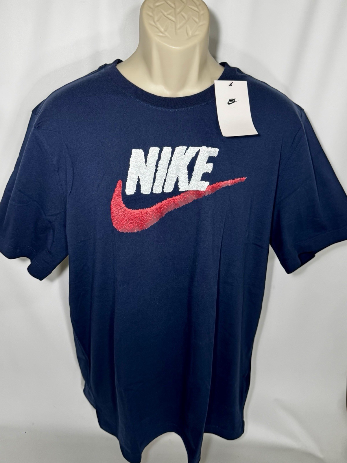 Nike Sportswear Crew Shirt Men's Short Sleeve Black/University Red/White gallery