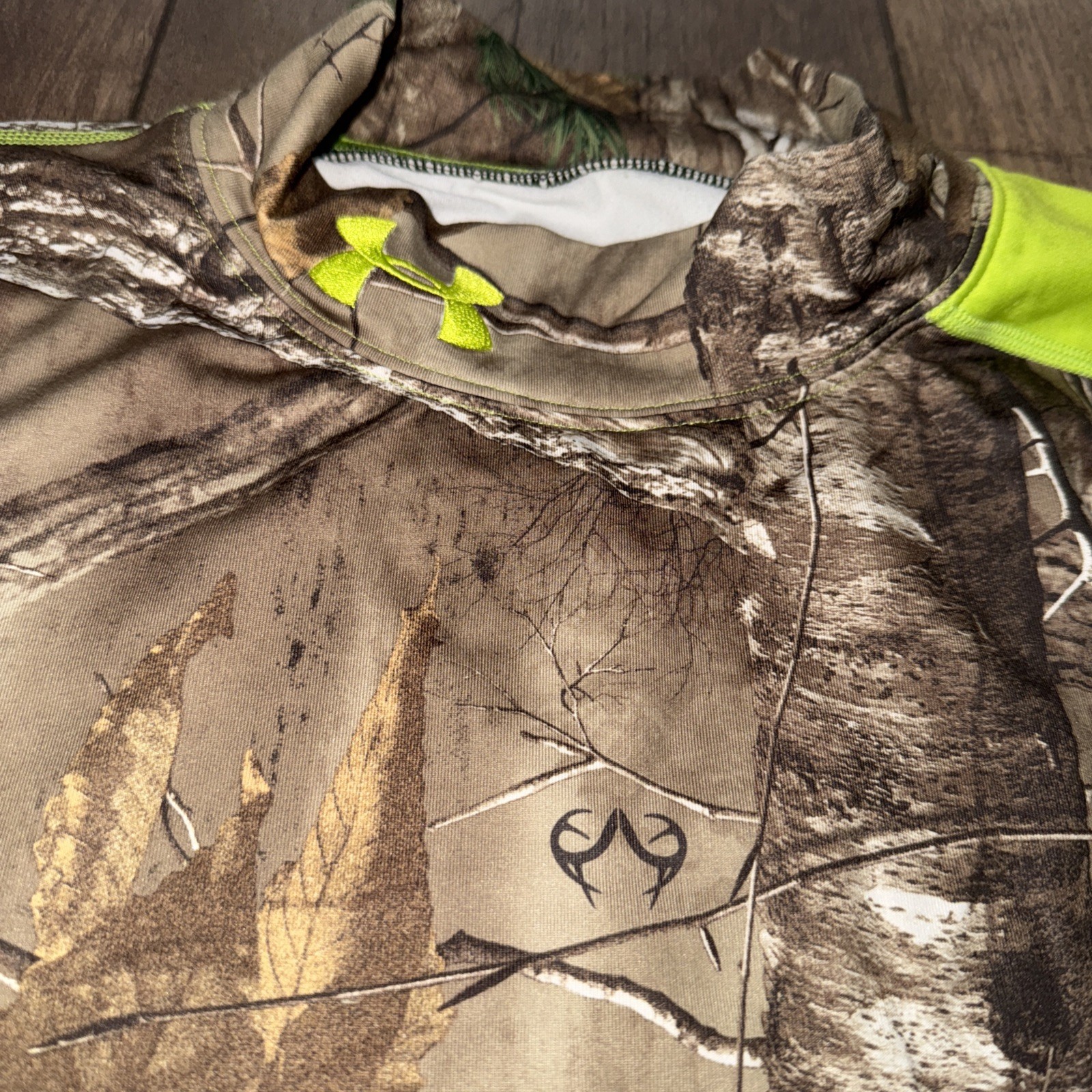 🦌Under Armour ColdGear Shirt Mens L Compression Scent Control Real Tree Camo gallery