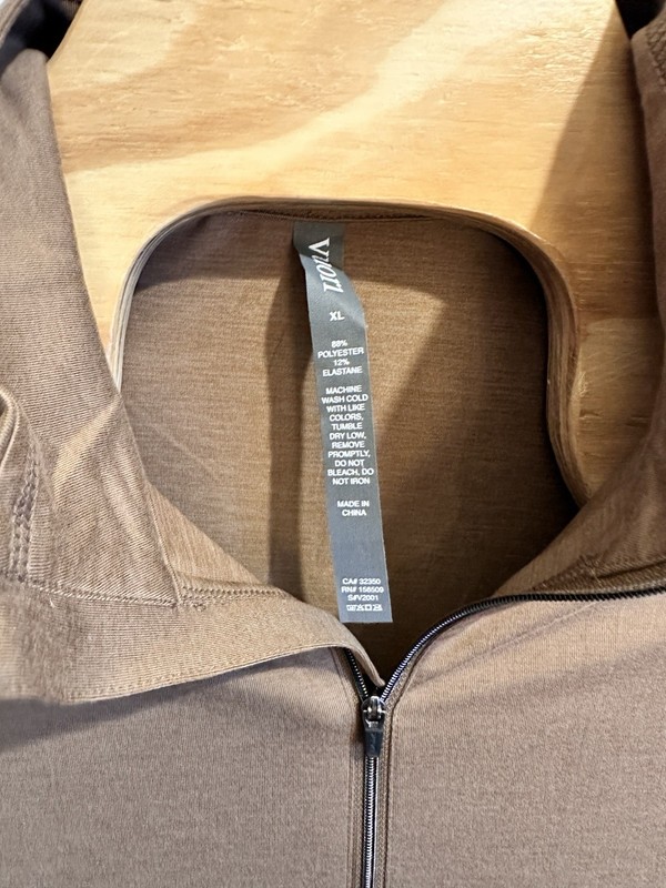 Vuori Ease Performance 1/2 Zip 2.0 Men’s Size XL New With Tags Pecan Heather gallery