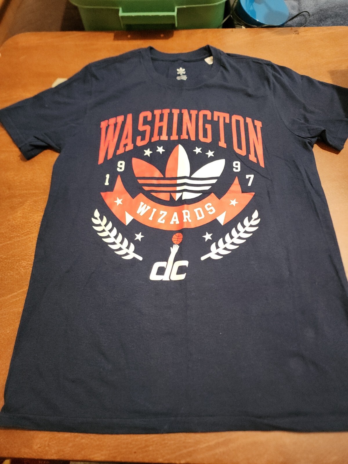 Washington Wizards DC Blue Men's MEDIUM S/S Blue/Red Big Logo T-Shirt EUC. SB17 gallery