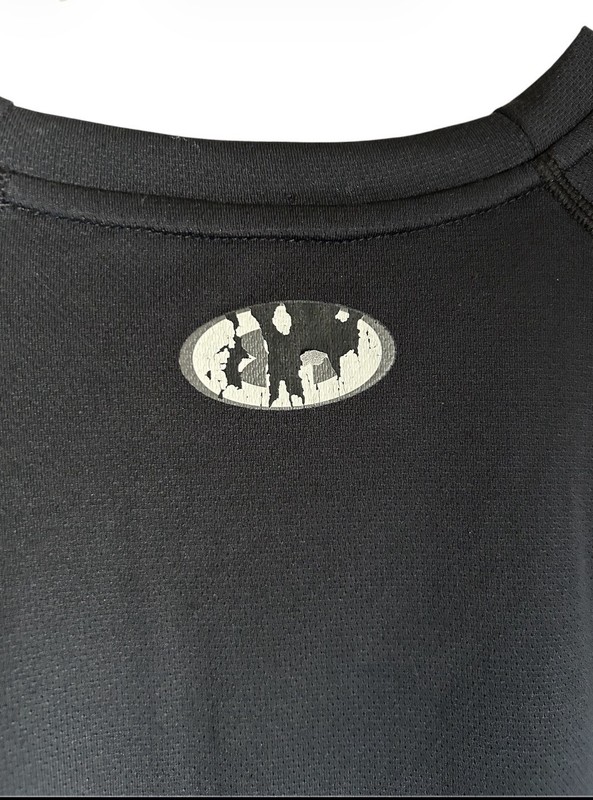 Under Armour Batman Logo Loose Fit Polyester Tee Black XL Crew Neck Short gallery