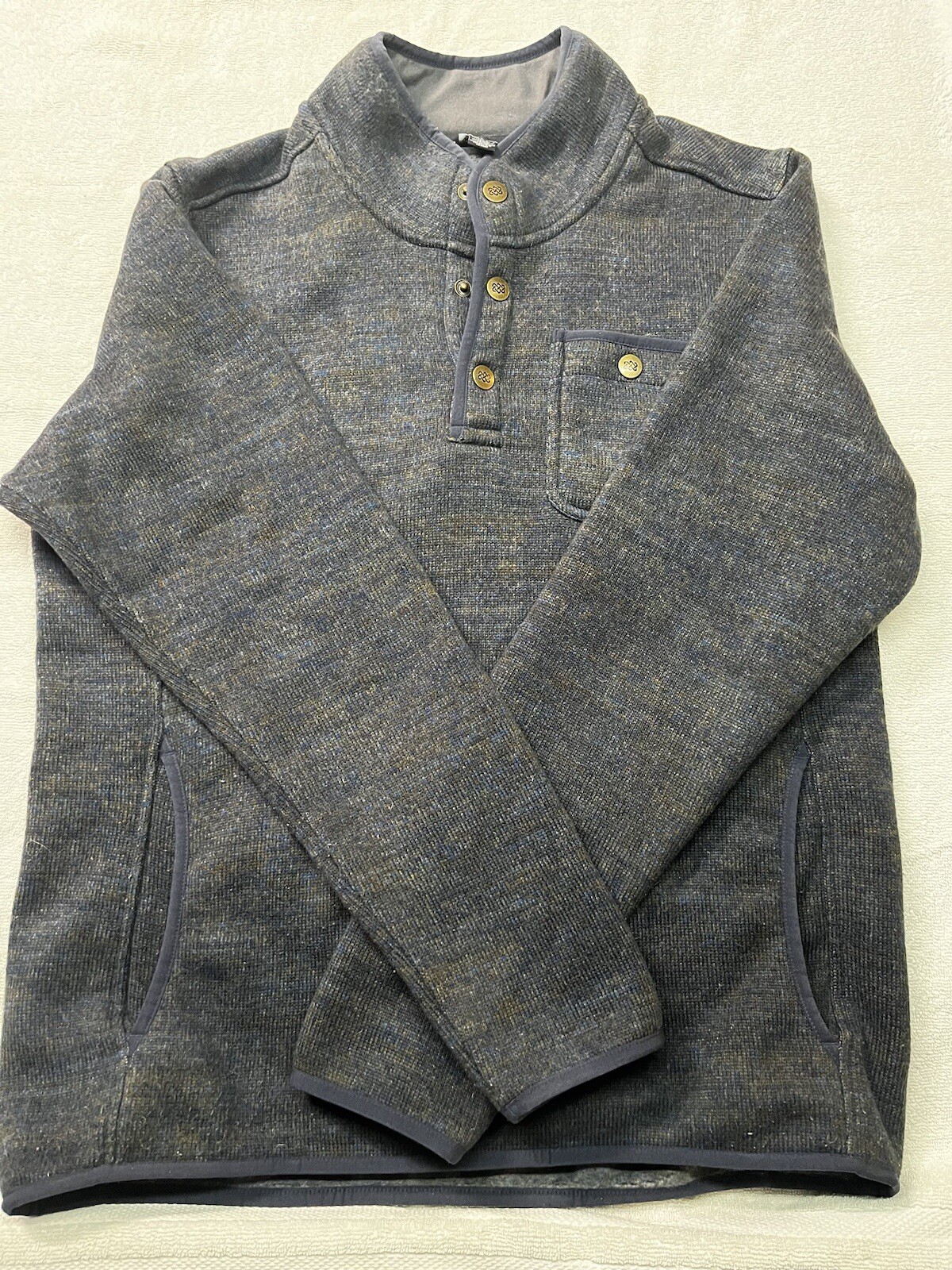 Men’s Sherpa Adventure Gear 3 Button Pullover gallery