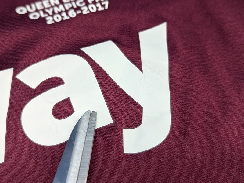 Umbro West Ham United 2016-2017 Home Jersey Mens Size M Football Adult gallery