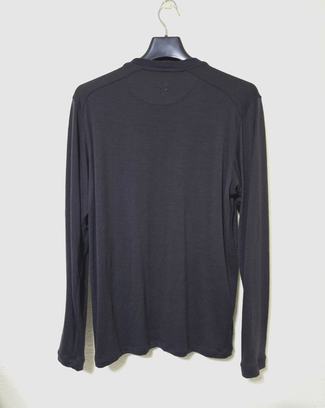 IBEX Men's Heathered Black Merino Wool Long Sleeve Crew Base Layer Small gallery