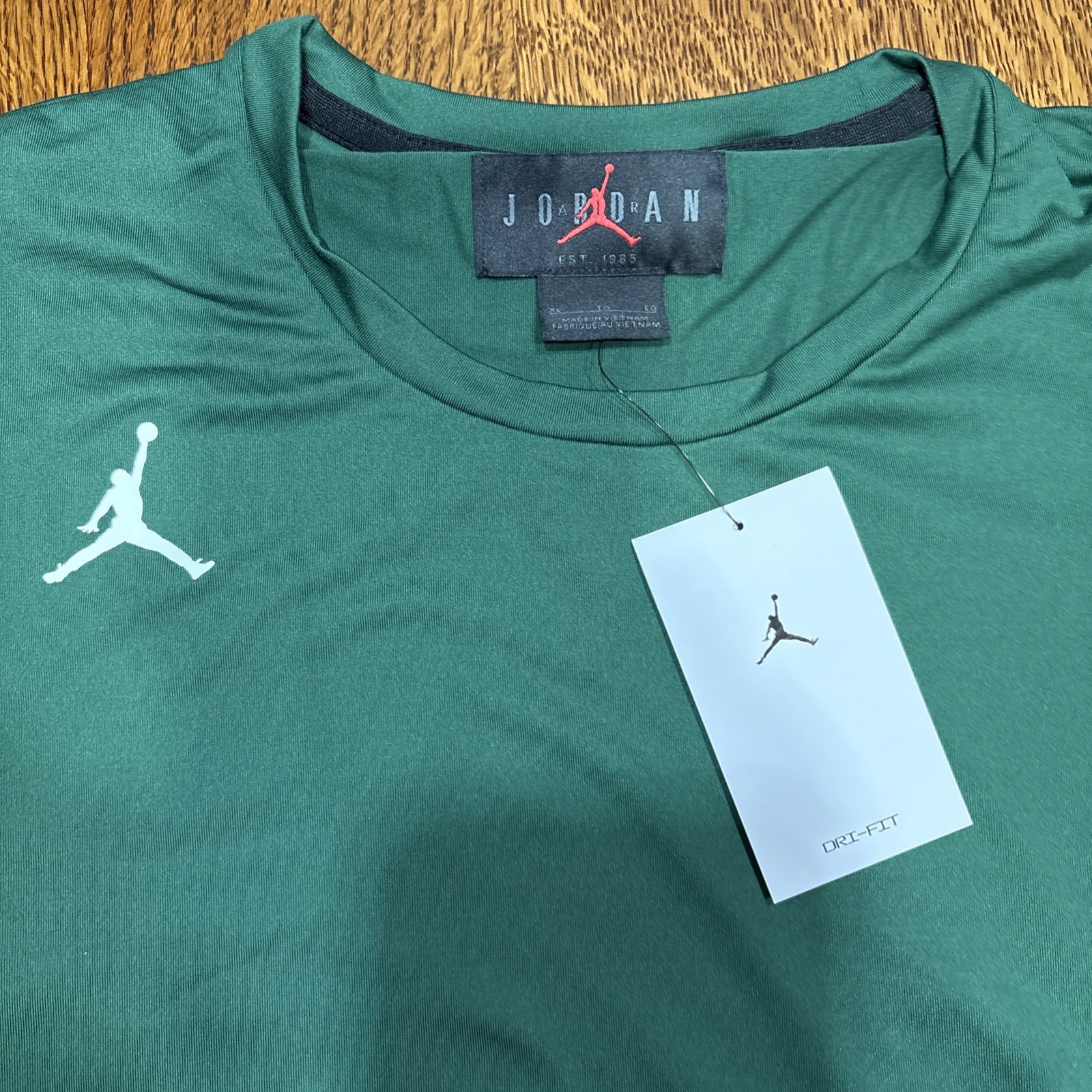 Nike Air Jordan Dri-Fit Men's Long Sleeve Team Training Shirt Size XL NWT gallery