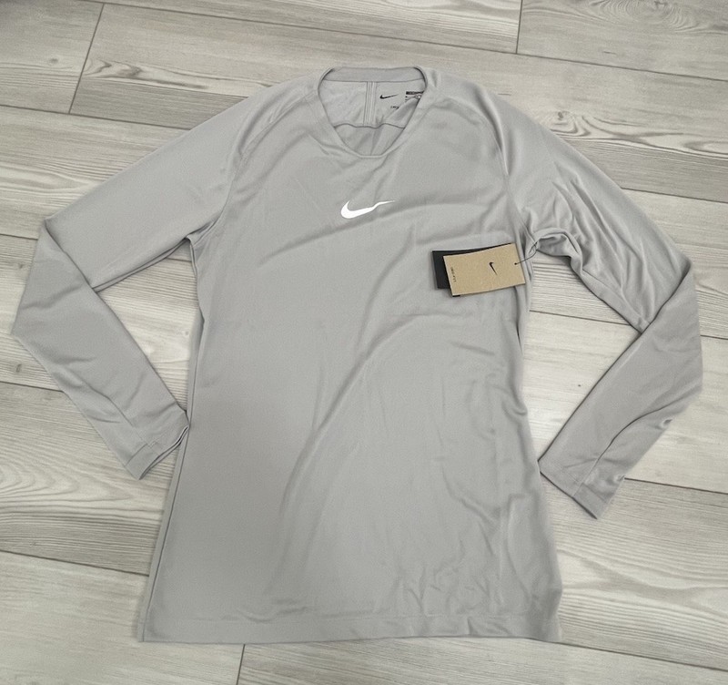 NWT Nike Dri-FIT Park First Layer Grey Soccer Shirt Men's Size Medium AV2609-057 gallery