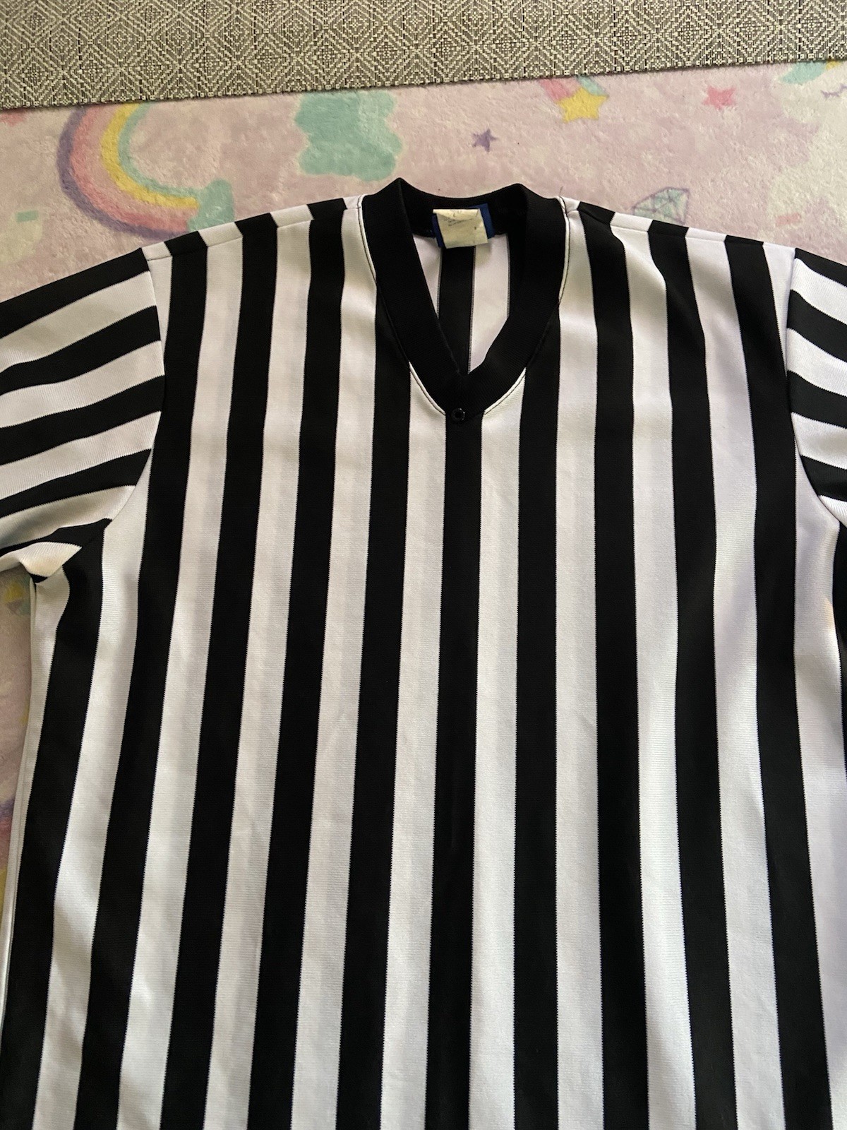 Men's Black/White Striped V-Neck Referee Jersey T-Shirt Breathable L gallery