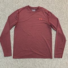 Men’s Under Armour Cold Gear Long Sleeve V Neck Fitted Shirt Large Red Striped