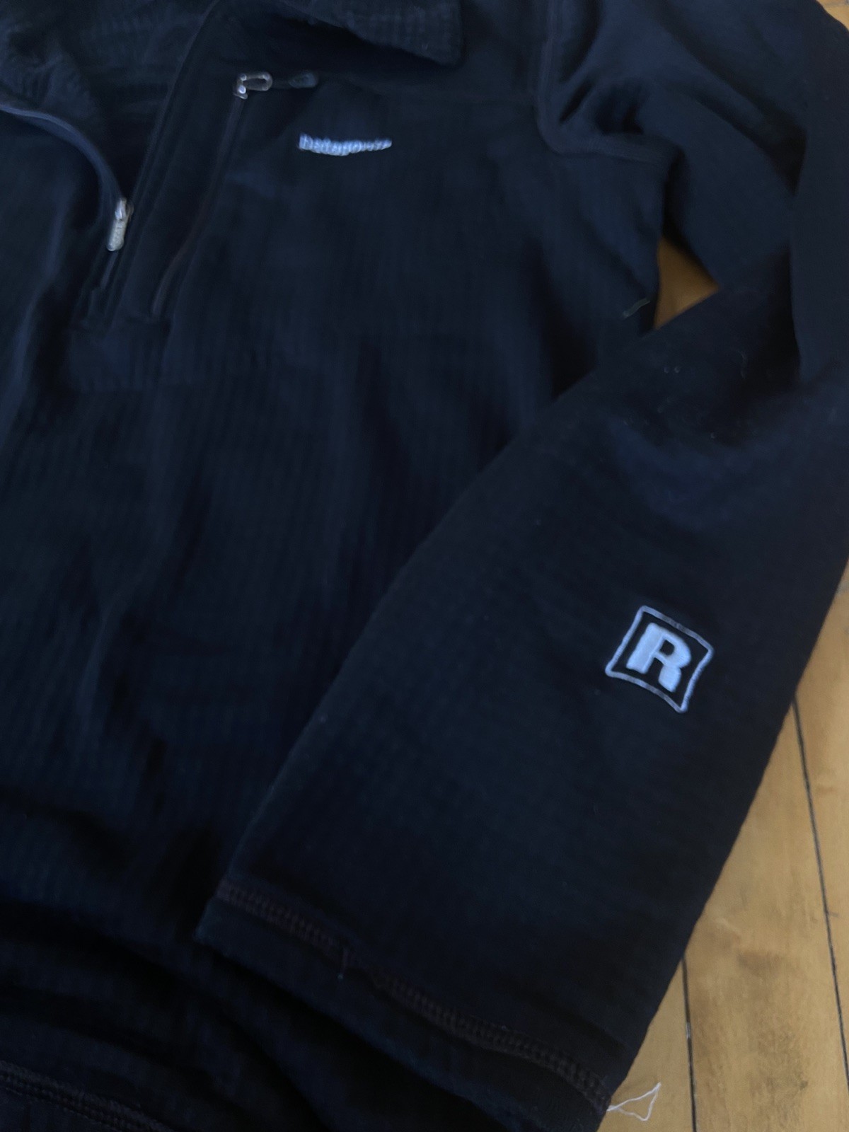 Patagonia R1 Pullover Regulator Half Zip Black Size M Quality Active gallery