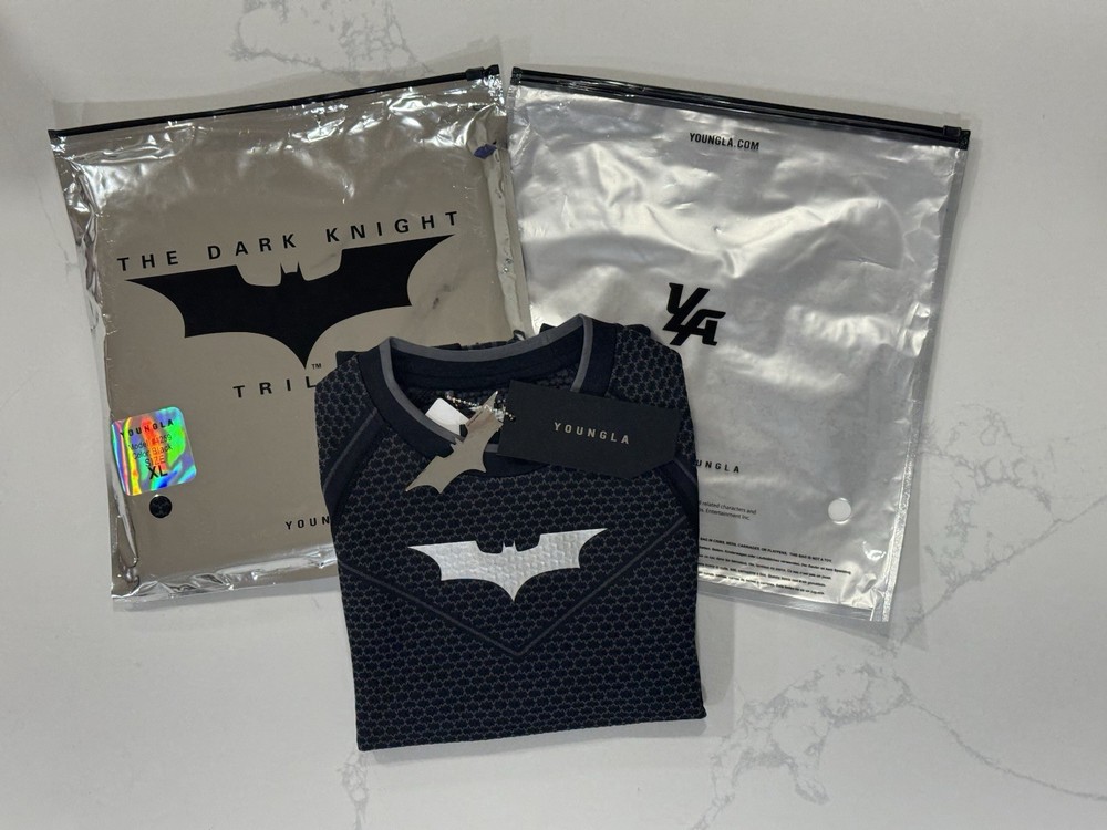 YoungLA Batman Compression Shirt Men’s XL Black Short Sleeve Gym Athletic NWT